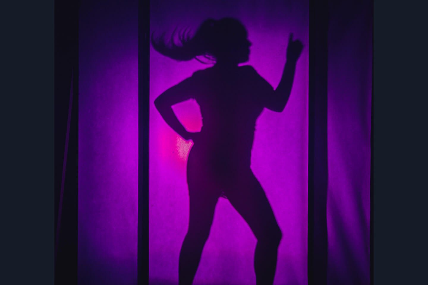 SILHOUETTE PINK