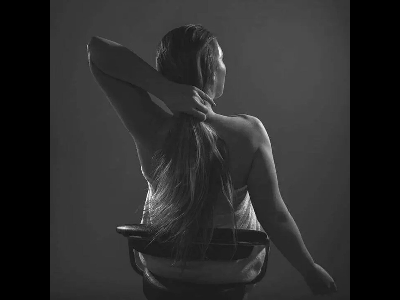 WEAVE-BW-HAIR-2
